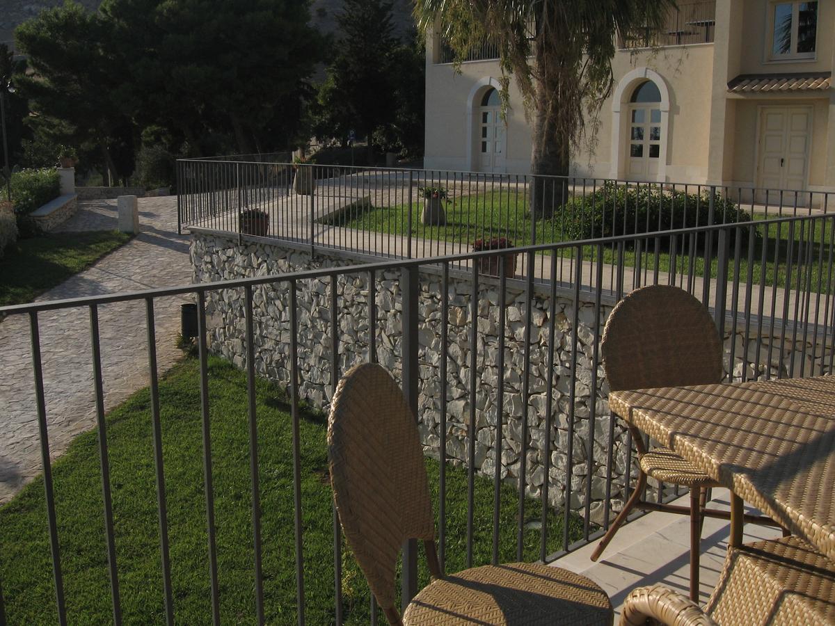 Villa Keratea Gela Buitenkant foto